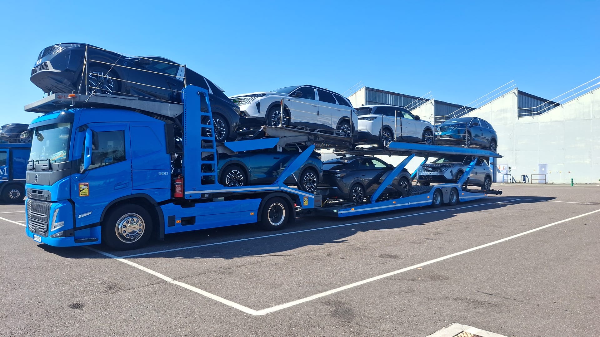 MotoLogix Truck Background